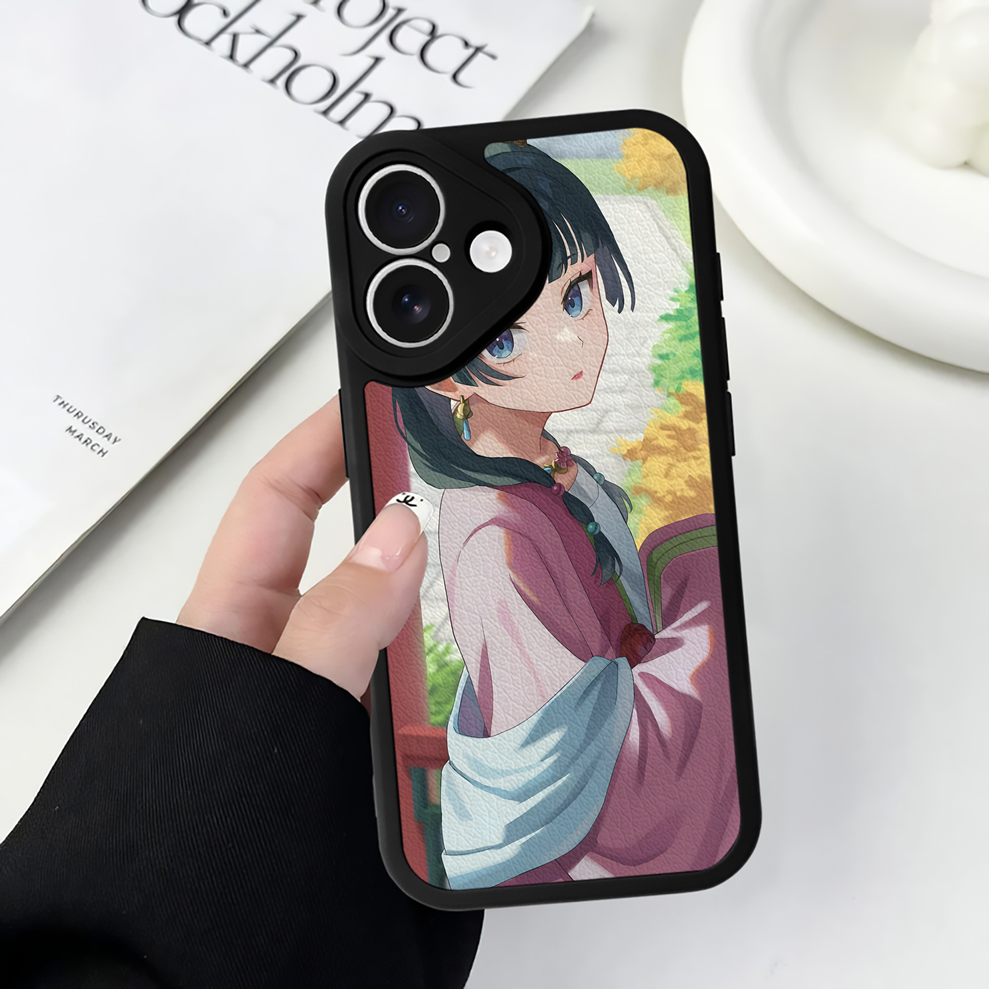 （画像用） 薬屋のひとりごと The Apothecary Diaries 【iPhone 16シリーズ対応】シリコンスマホケース（レザー調） 材質：シリコン